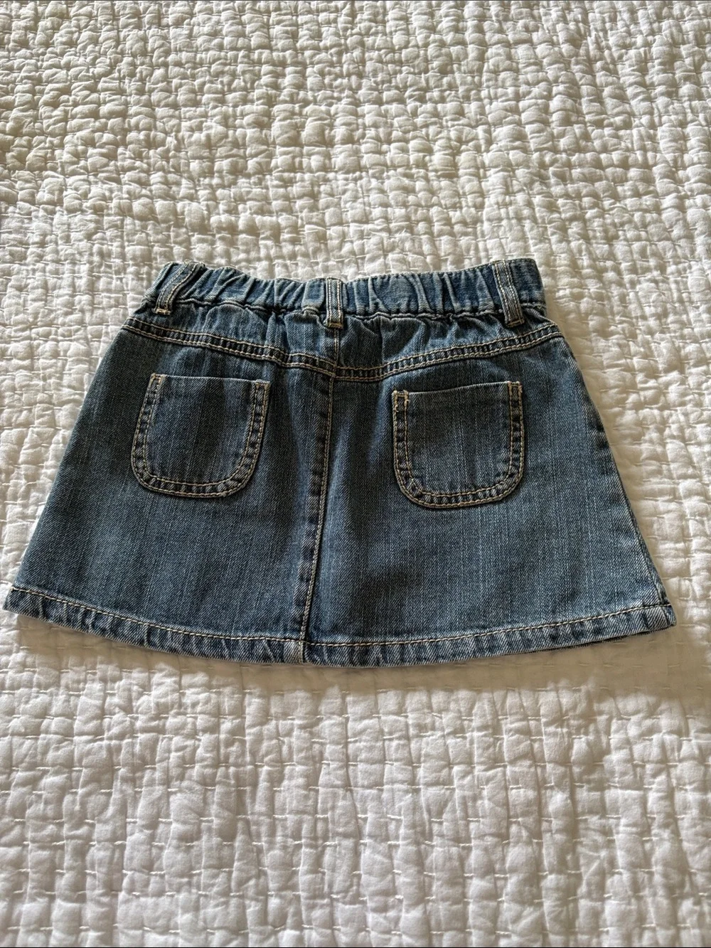Gymboree Girls Dark Wash Denim Skirt with Snowman Embroidery EUC 2T